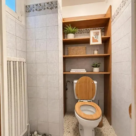 Lejlighed Chic 2-bedroom In 7th - Walk To Eiffel Tower *